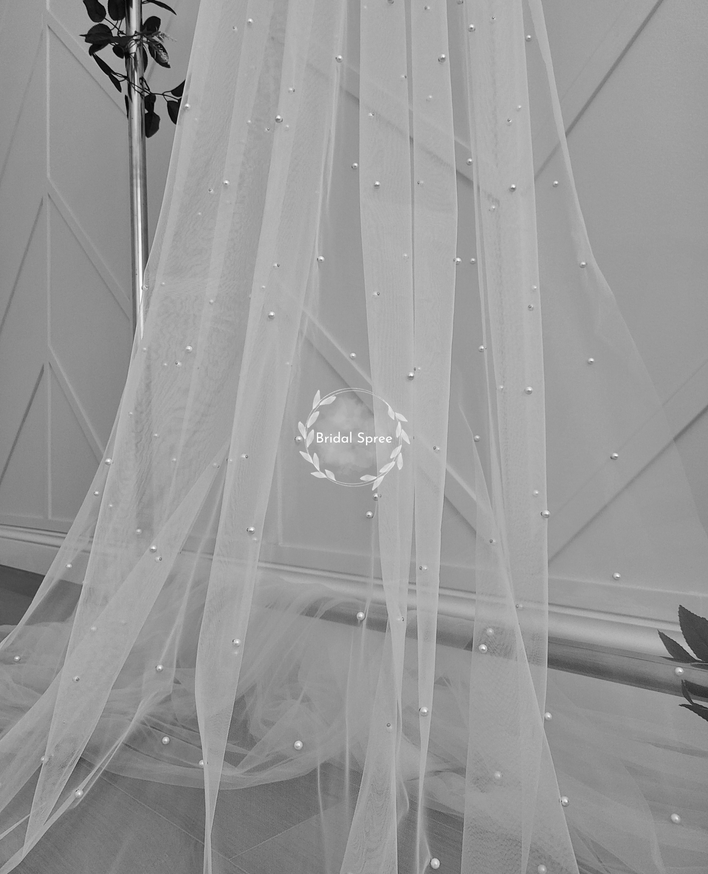 ROMANTIC PEARL Cathedral Veil